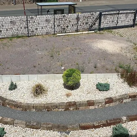 شقة An Der Begerburg *